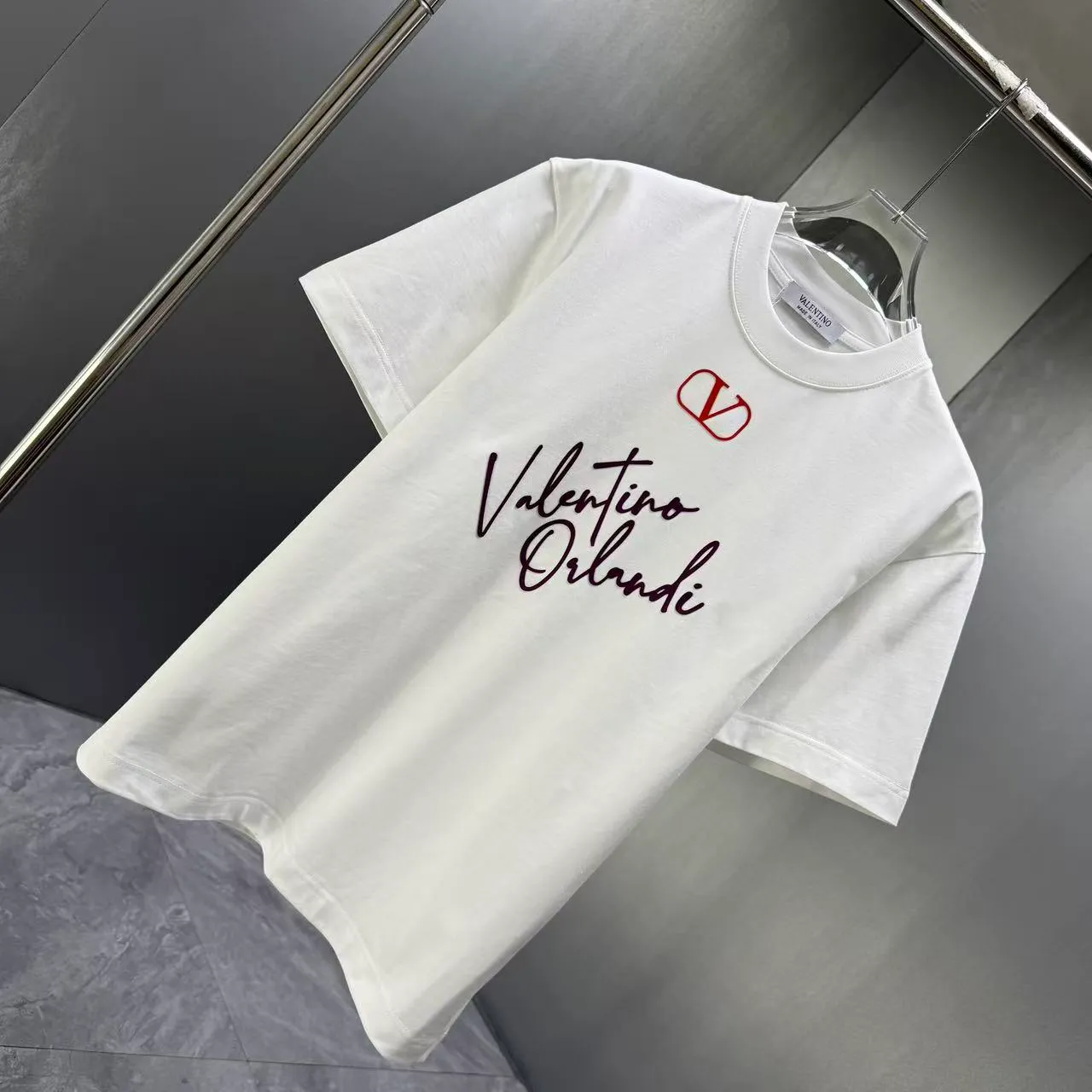 VLENTIN* * 2026 New Arrival T logo ：Black White Yellow Dark Blue Sizes：S M L XL XXL